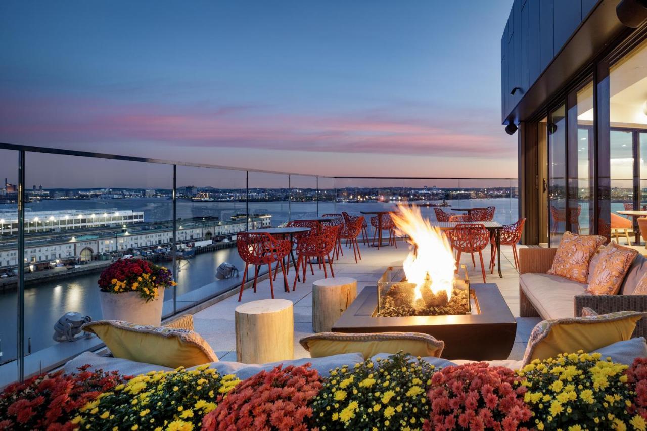 Hyatt Place Boston/Seaport District Exterior photo