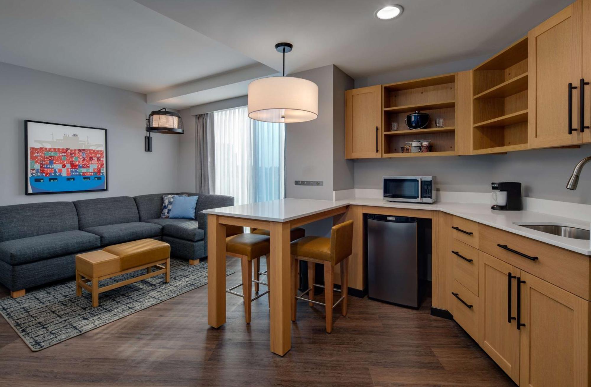 Hyatt Place Boston/Seaport District Exterior photo