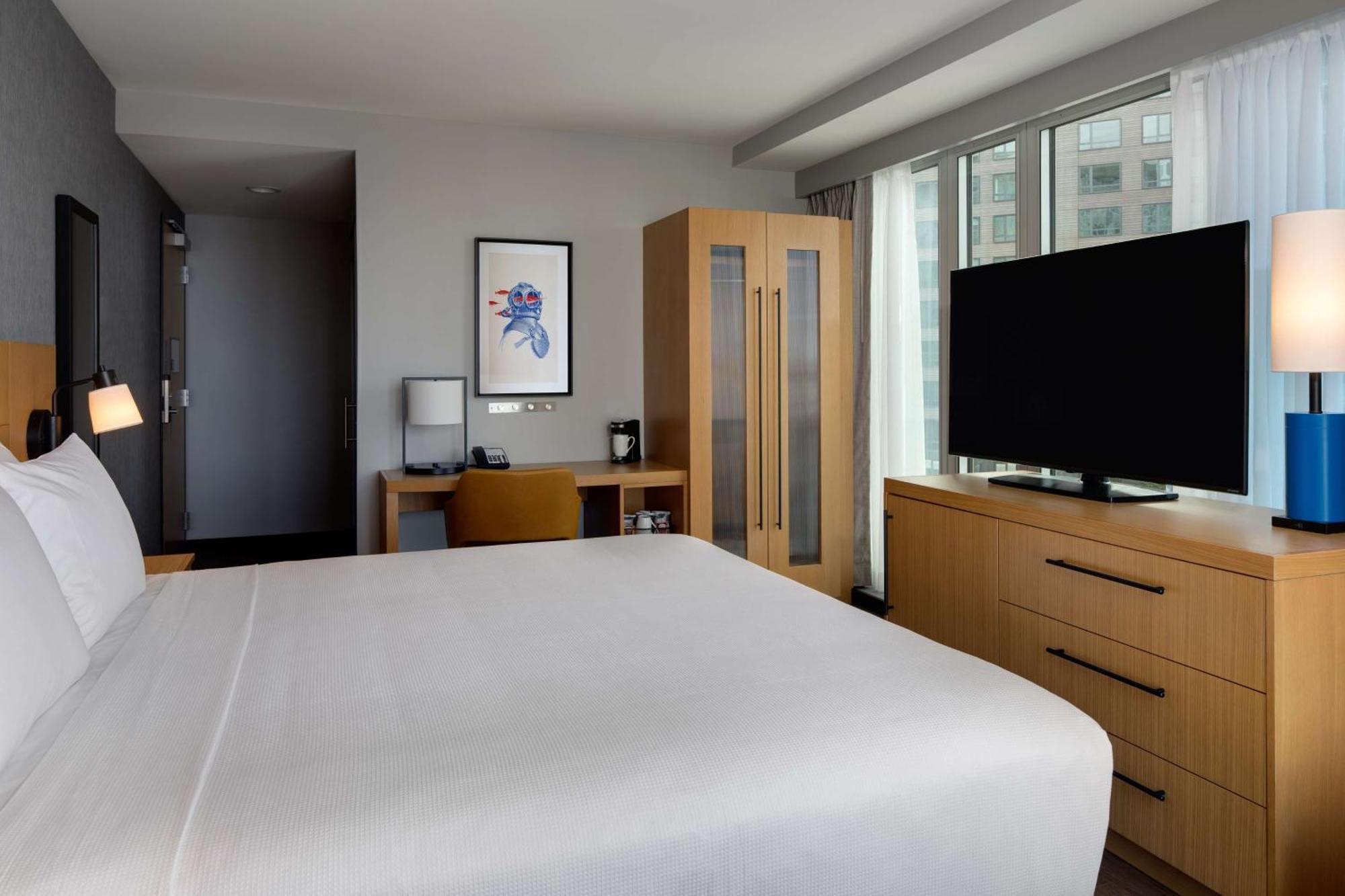 Hyatt Place Boston/Seaport District Exterior photo