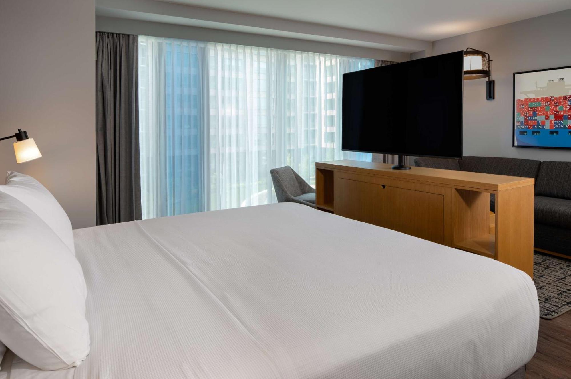 Hyatt Place Boston/Seaport District Exterior photo