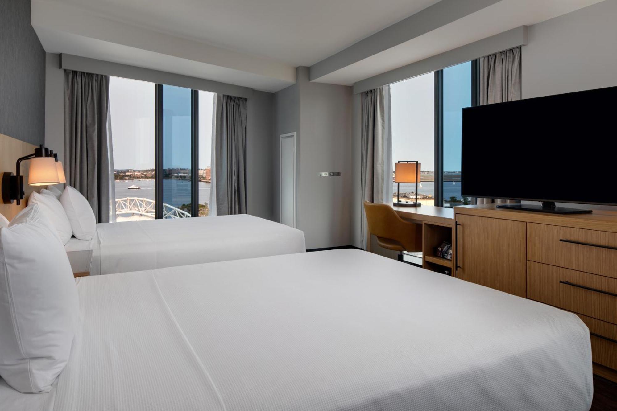 Hyatt Place Boston/Seaport District Room photo